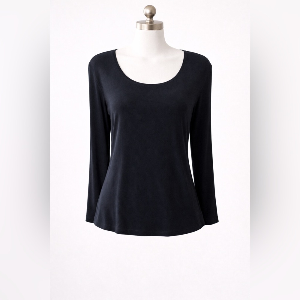 Chico’s Travelers Classic Black Long Sleeve Top
Size 1 (Small)